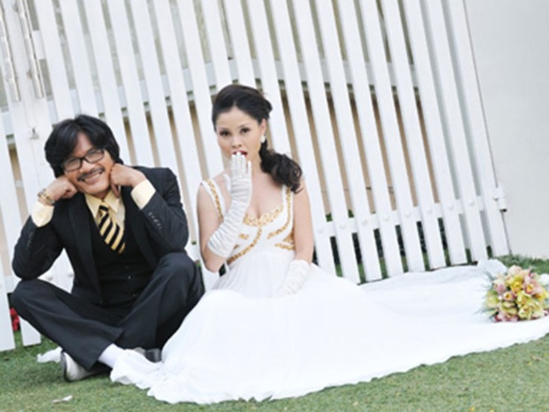 Cách nhau hơn 20 tuổi, vợ chồng Công Ninh mâu thuẫn nhiều thứ như quan điểm sống, công việc. Tuy nhiên, Công Ninh chọn cách im lặng, nhường vợ. Ảnh: VTC