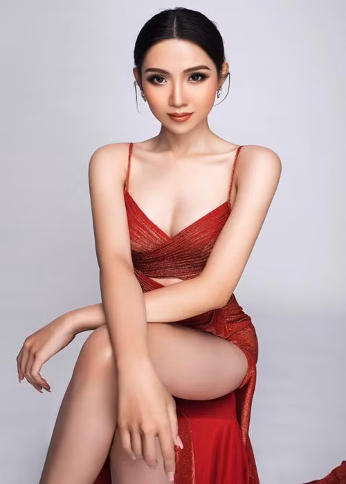 My nhan chuyen gioi vao top 71 HHHV Viet Nam 2022... goi cam the nao?