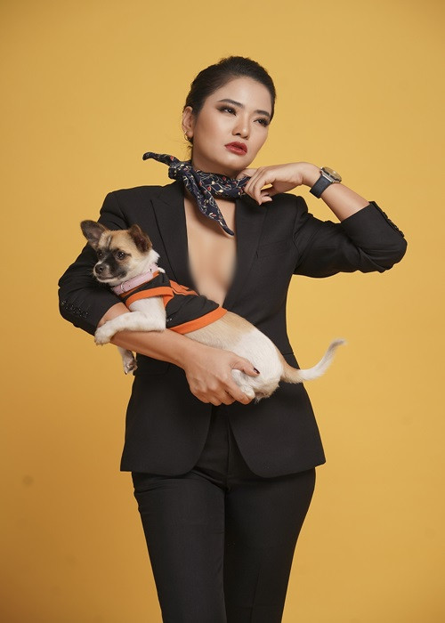 Thúy Hằng sở hữu vóc dáng cao ráo, gương mặt xinh đẹp. Ảnh: Dân Việt