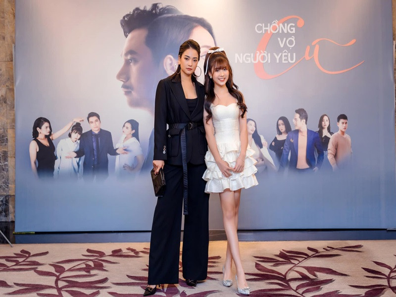 Trong "Chồng cũ, vợ cũ, người yêu cũ", Thúy Hằng vào vai bà mẹ có cô con gái đã 18 tuổi. Ảnh: FBNV