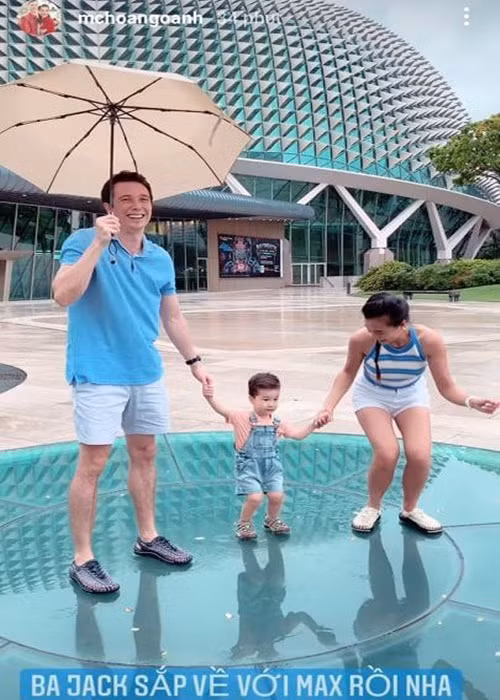 Tiếp đó, Hoàng Oanh thông báo Jack sắp về Việt Nam: "Ba Jack sắp về mới Max rồi nha". Ảnh: Sức khỏe và đời sống