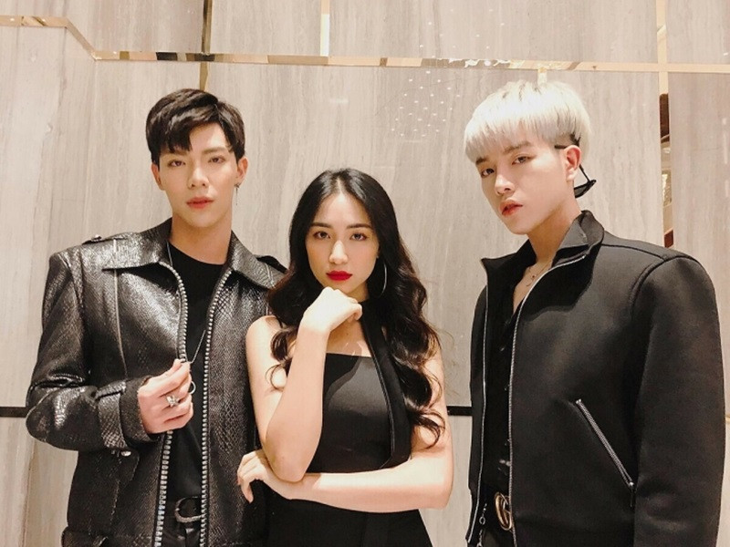 3 chị em gia đình “Hoa dâm bụt“ Hòa Minzy - Đức Phúc - Erik là 1 trong những nhóm bạn thân "lầy lội" của showbiz Việt. Ảnh: VTC