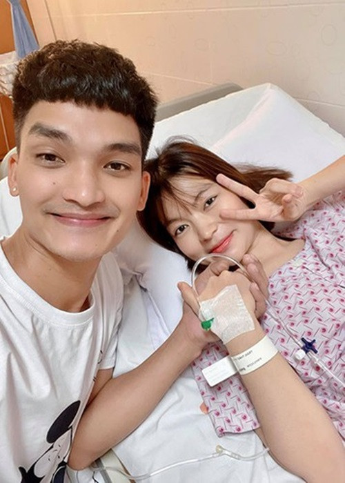 Tháng 12/2020, Thảo Vy lâm bồn trước ngày dự sinh khoảng 1 tháng. Chứng kiến vợ sinh con vất vả, Mạc Văn Khoa nhiều lần bật khóc.