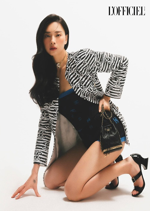 Ngô Thanh Vân là một trong những mỹ nhân Việt sở hữu body nóng bỏng.