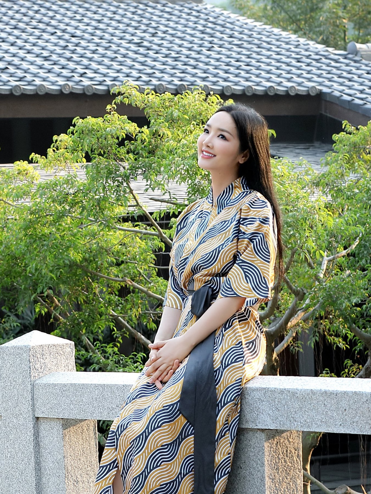 30 năm sau khi đăng quang, Giáng My vẫn giữ được nhan sắc rạng ngời.