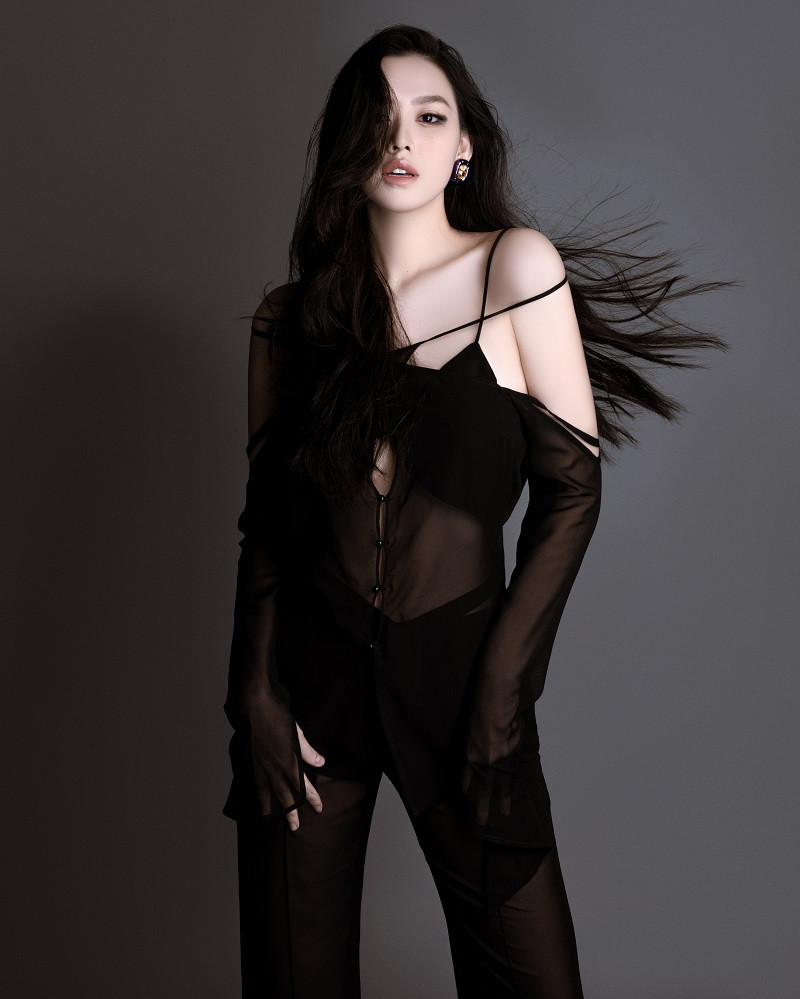 Voc dang sieu nuot cua “me bim” 21 tuoi Tuong San