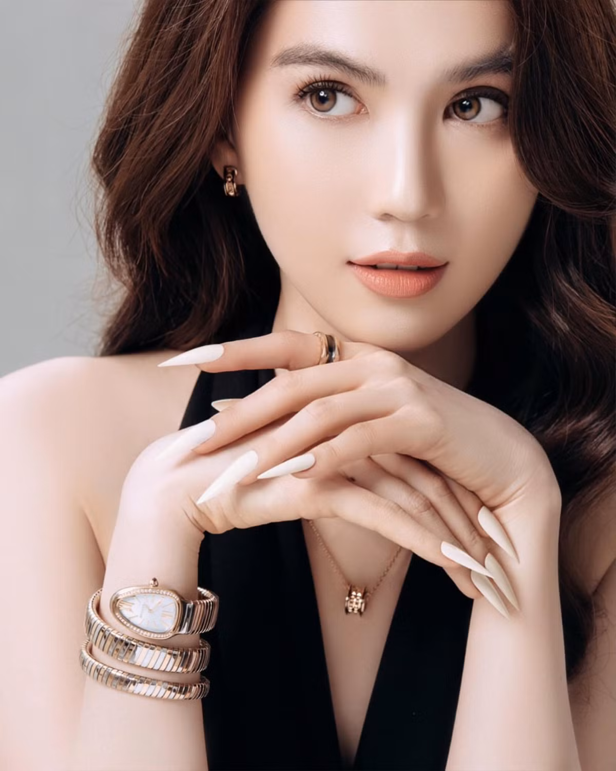 Cận cảnh vẻ đẹp ngây thơ của Ngọc Trinh.