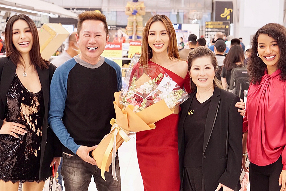 Đáng chú ý là sự xuất hiện của hai cựu Miss Grand Thailand: Coco Arayha Suparurk và Chanrarapadit Namfon.