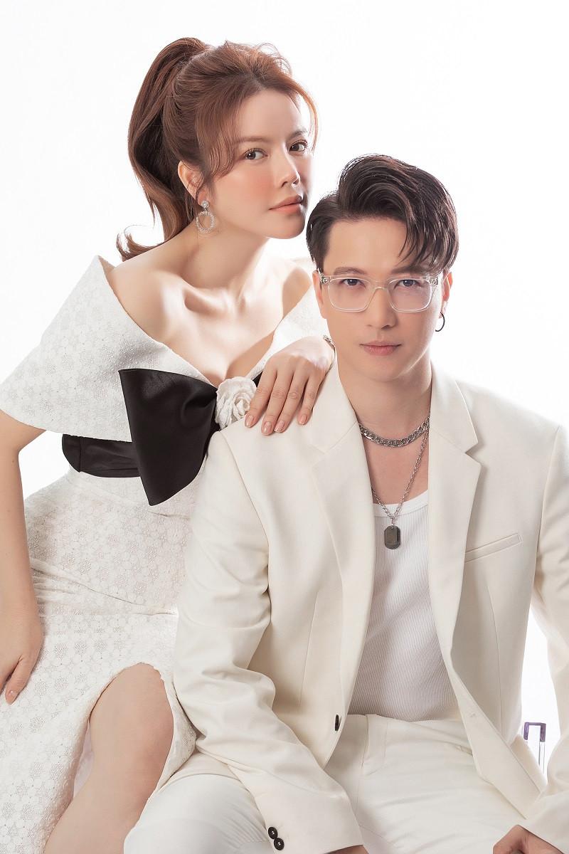 Đáp lại, Lý Nhã Kỳ xin phép giấu tên, chỉ hé lộ chữ cái đầu tiên của các nhân vật này gồm: T, P, L.