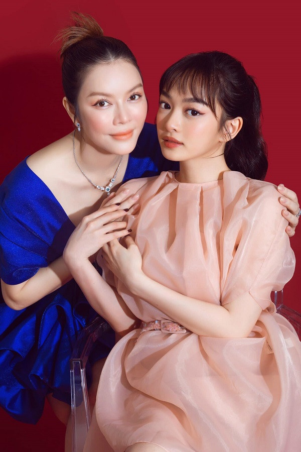 Ly Nha Ky: “23 tuoi toi mo cong ty, quan ly ca tram con nguoi”