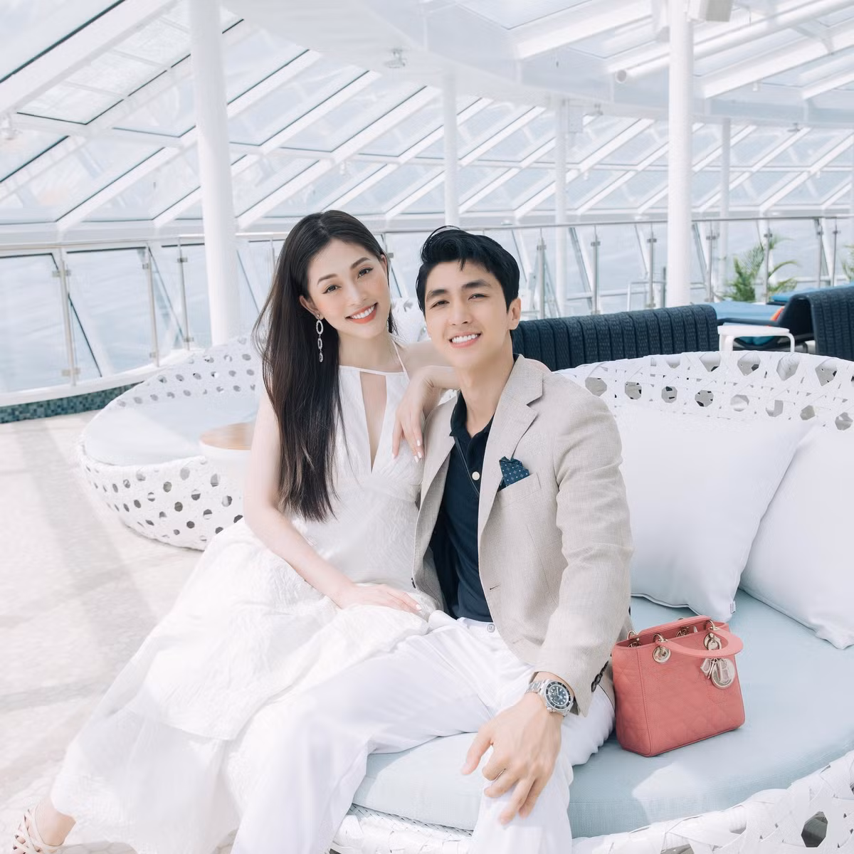 Tháng 2/2022, diễn viên Bình An chính thức cầu hôn Phương Nga và nhận được lời đồng ý từ bạn gái.