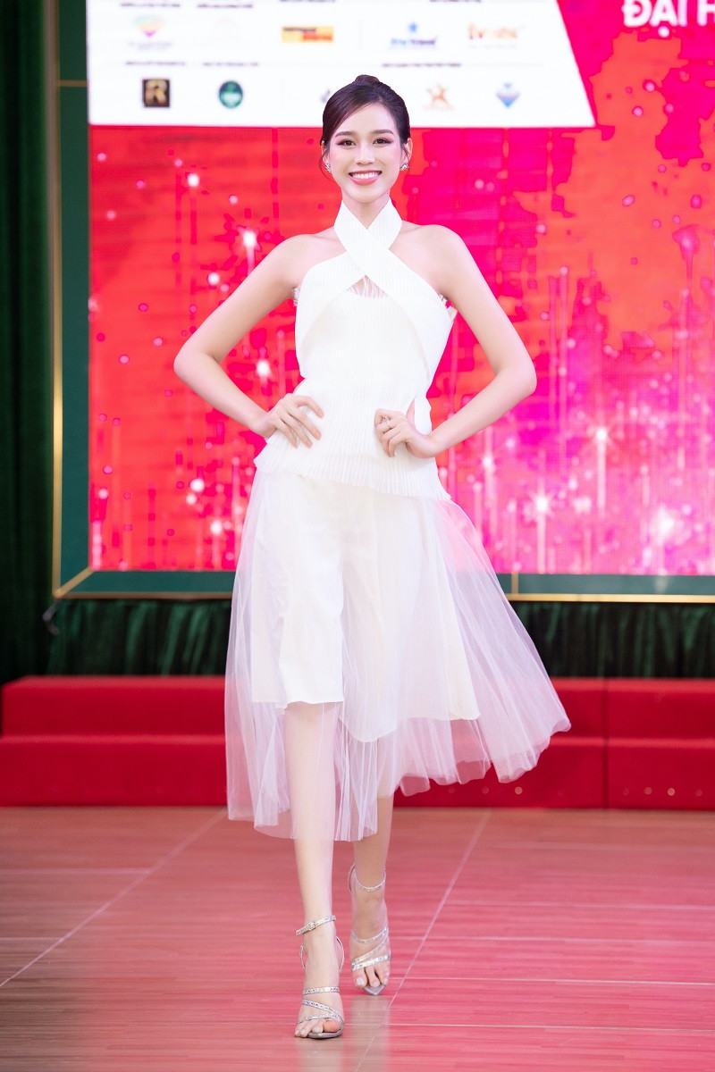 Tour tuyển sinh được tổ chức với mục đích giúp các cô gái tiềm năng có cơ hội đến gần với cuộc thi Hoa hậu Việt Nam.