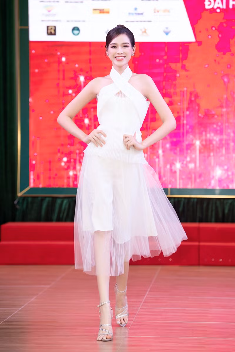 Tour tuyển sinh được tổ chức với mục đích giúp các cô gái tiềm năng có cơ hội đến gần với cuộc thi Hoa hậu Việt Nam.