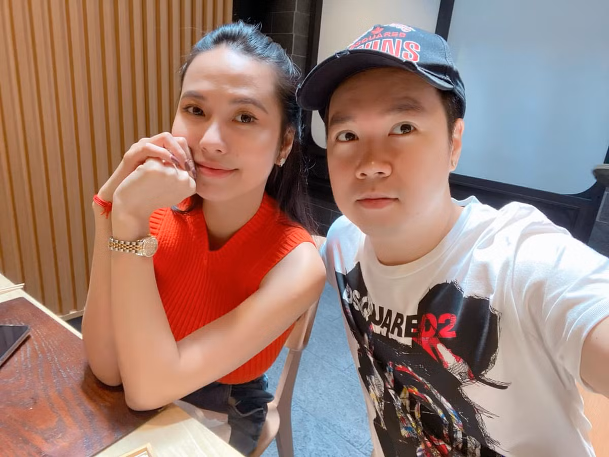 Ca sĩ Lê Hiếu và Thu Trang làm đám cưới vào ngày 14/1/2019, sau khoảng 1 năm hẹn hò.