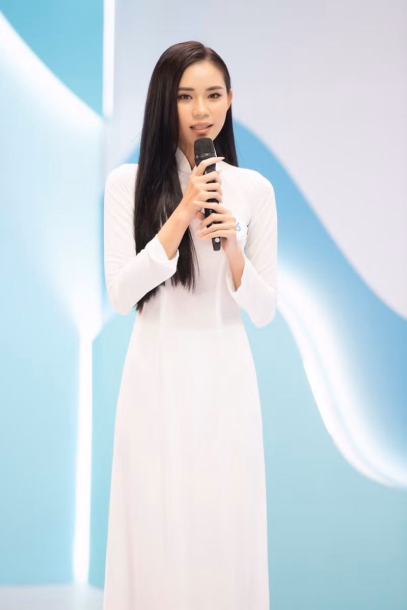 Tại buổi gặp gỡ và giao lưu, các thí sinh cũng có những chia sẻ chân thành về lý do tham dự cuộc thi Miss Sea Island Vietnam - Hoa hậu Biển đảo Việt Nam.