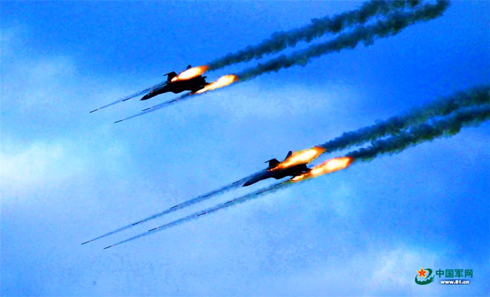 Máy bay chiến đấu J-11B cũng góp mặt trong tập trận Center-2019. Nguồn ảnh: livejournal.