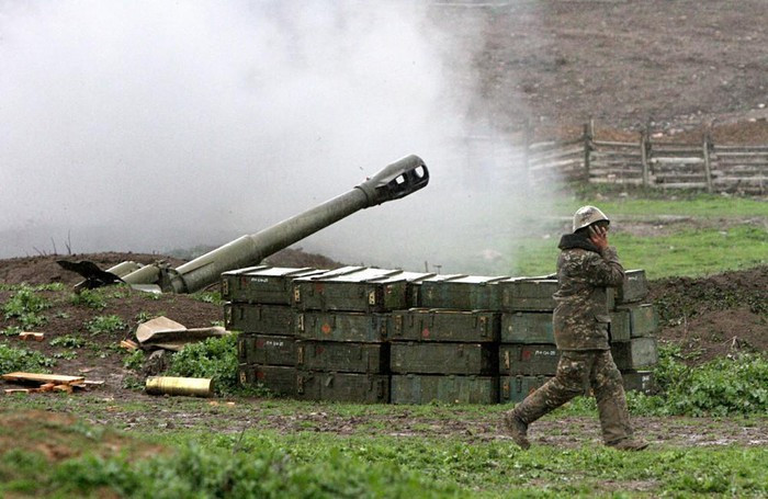 Nước Nga có cần điều này không? Do đó, nói về hậu quả của việc can thiệp quân sự vào cuộc xung đột, người ta phải hiểu một vấn đề cốt lõi.