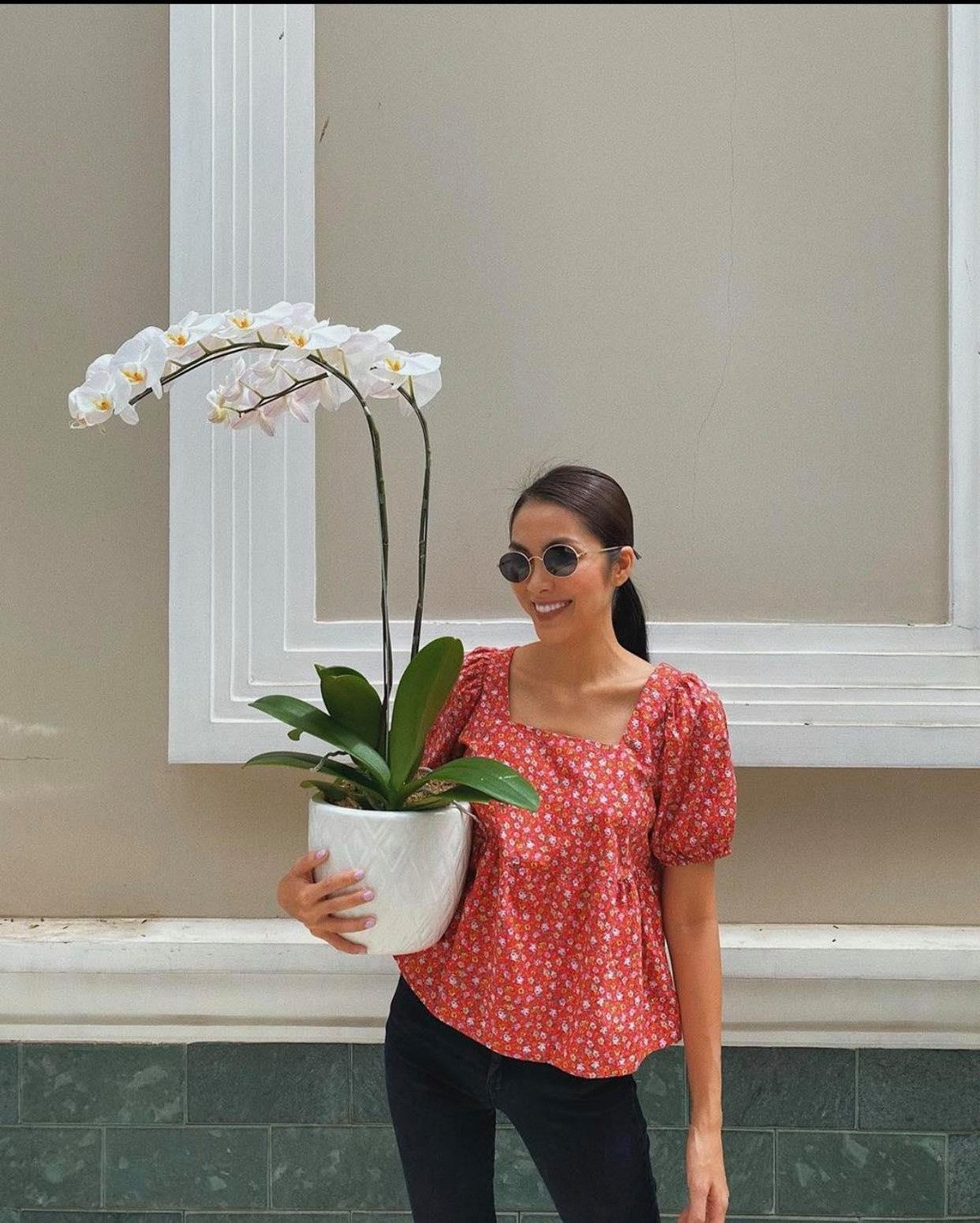 Thỉnh thoảng, Tăng Thanh Hà vẫn xuất hiện trên bìa tạp chí cũng như tham dự show diễn thời trang trong nước và sức hút của nữ diễn viên vẫn không hề thuyên giảm trong lòng khán giả.