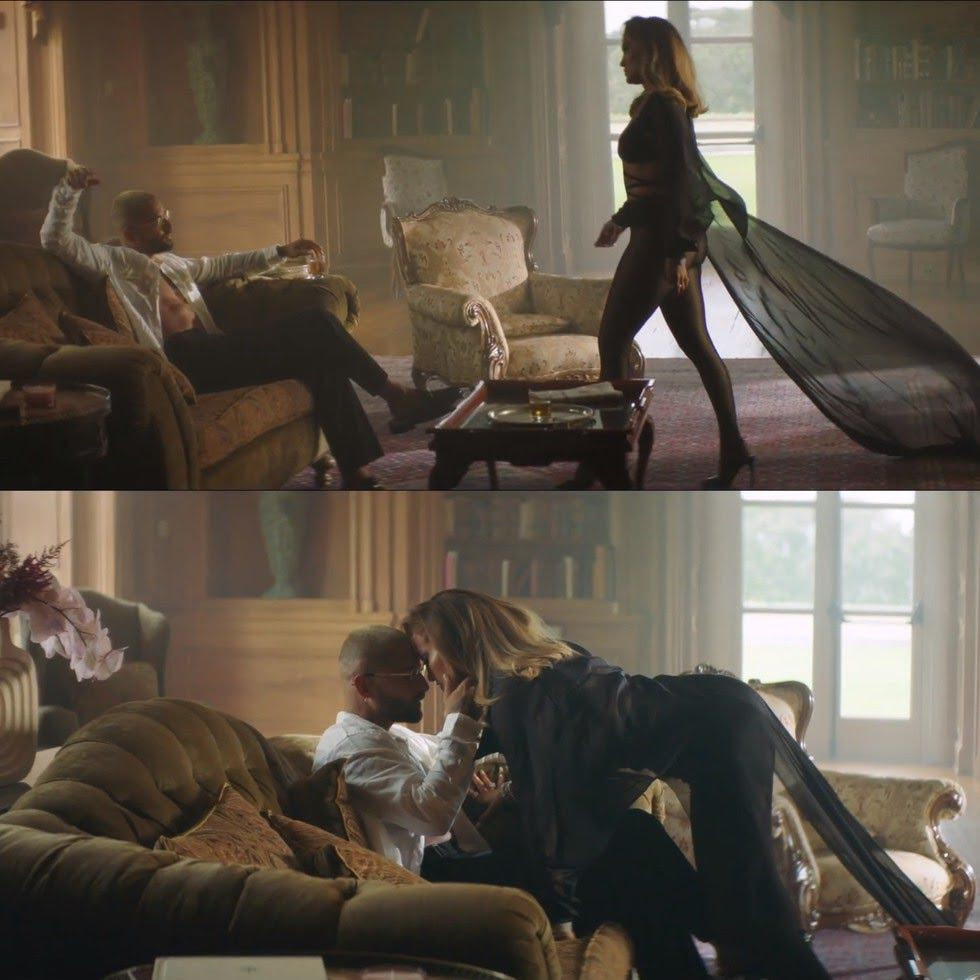 Thân hình đáng mơ ước của nữ ca sĩ được phô diễn khéo léo qua thiết kế của Công Trí.