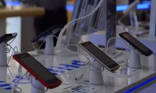 Top 5 smartphone gia duoi 2 trieu dang mua choi Tet