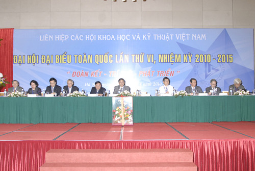 Quang cảnh Đại Hội đại biểu lần thứ VI Liên hiệp Hội Việt Nam