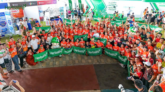 9.000 runner lan tỏa thông điệp lối sống lành mạnh - Hình 3 9.000 runner lan toa thong diep loi song lanh manh-Hinh-3