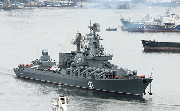 Cần nhớ lại rằng kể từ năm 2016, tàu tuần dương này đã được sửa chữa theo lịch trình, và vào tháng 9 năm nay nó bắt đầu tập trận. Nhiệm vụ của nhà sản xuất là kiểm tra tất cả các đặc tính kỹ thuật của con tàu trước chuyến đi dài ngày tiếp theo.