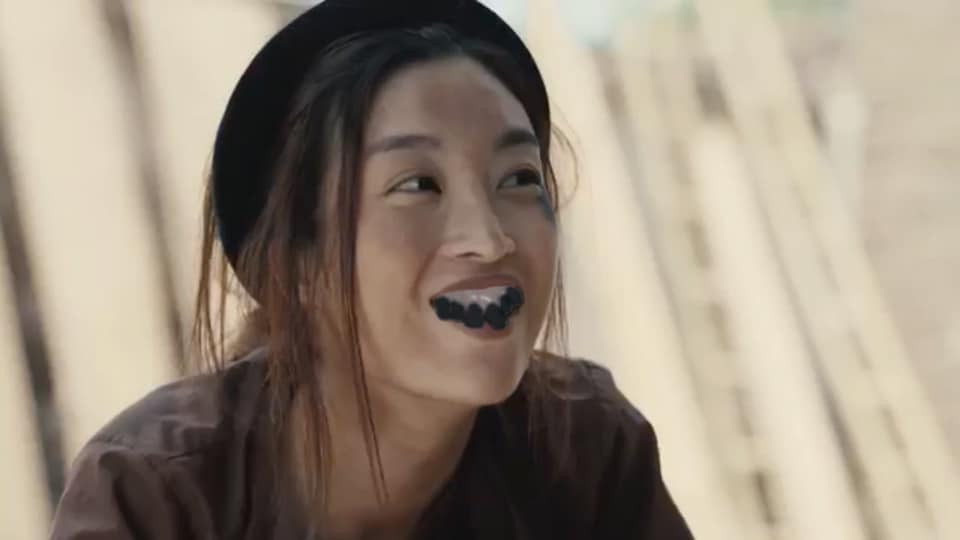 Miêu tả về Thị Nở, giọng điệu của nhà văn Nam Cao hết sức lạnh lùng nhưng ẩn sâu trong đó là những trang văn thấm nhuần tư tưởng nhân đạo.