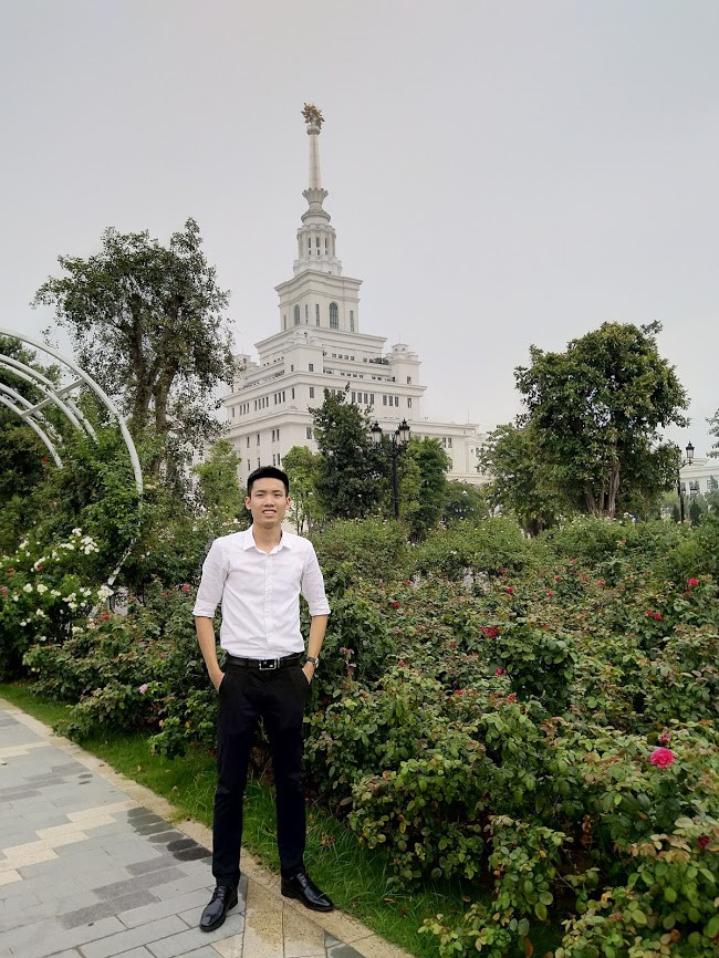 9X tai nang dat hoc bong “vuot cap” tu cu nhan len thang tien si-Hinh-2