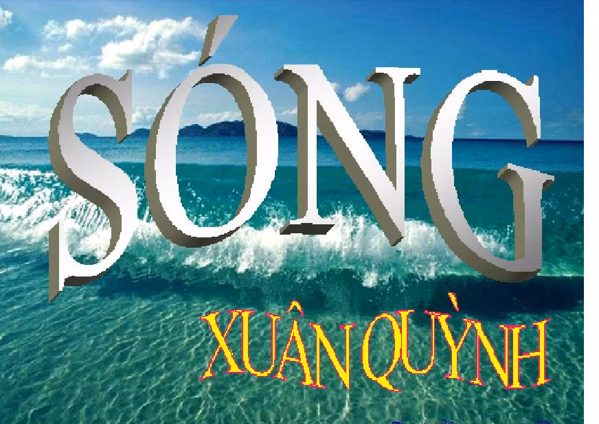 Không chỉ là “hoa dọc chiến hào”, Sóng là bài thơ đi cùng năm tháng. Nét độc đáo của Sóng là diễn tả tình yêu của người phụ nữ tha thiết, nồng nàn, chung thuỷ, muốn vượt lên thử thách của thời gian và hữu hạn của đời người.