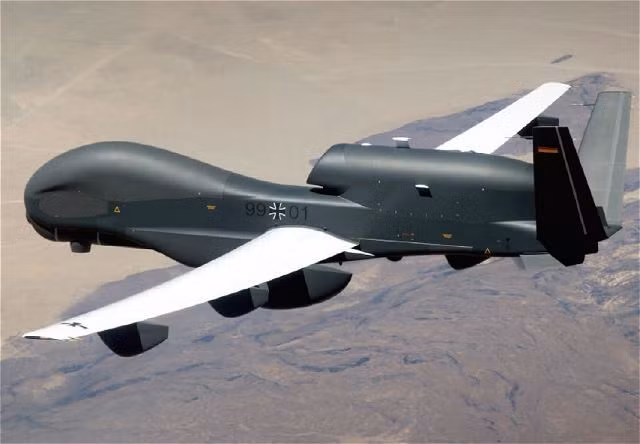 Trước đây, Đức đã sử dụng UAV "Global Hawk", làm cơ sở và hợp tác với công ty Northrop Grumman của Mỹ, để phát triển UAV "Eurohawk"; nhưng cuối cùng dự án đã bị hủy bỏ, do không thể đạt được chứng nhận đủ điều kiện bay. 