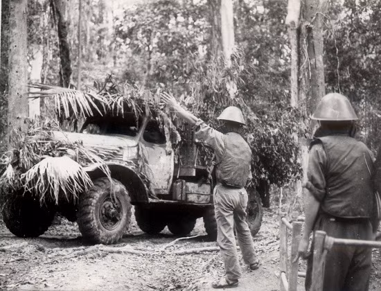 Đây cũng không còn là tuyến đường mòn bị ngăn chặn mà trở thành chiến trường chống ngăn chặn. Quân đội Mỹ đã tìm mọi cách từ thô sơ đến hiện đại nhất để nhằm mục đích cắt đứt con đường vận tải chiến lược này nhưng tuyến đường vẫn hoạt động.