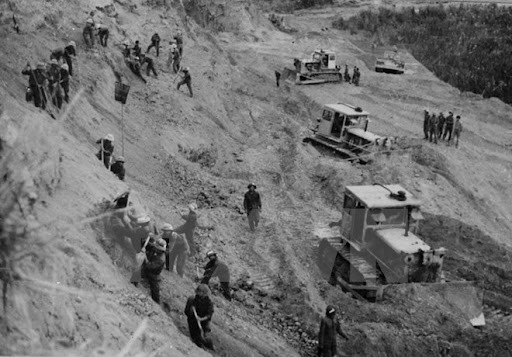 Thiếu tướng Võ Sở kể lại: "Mỹ bắn phá đường này, đội vận tải sẽ đi đường khác, cắt khu vực này đi khu vực khác. Sau chiến dịch đường 9 Nam Lào, Mỹ đã phải khẳng định “thua Việt Nam rồi” và “không thể nào chặn được các đoàn xe chi viện từ Bắc vào Nam".