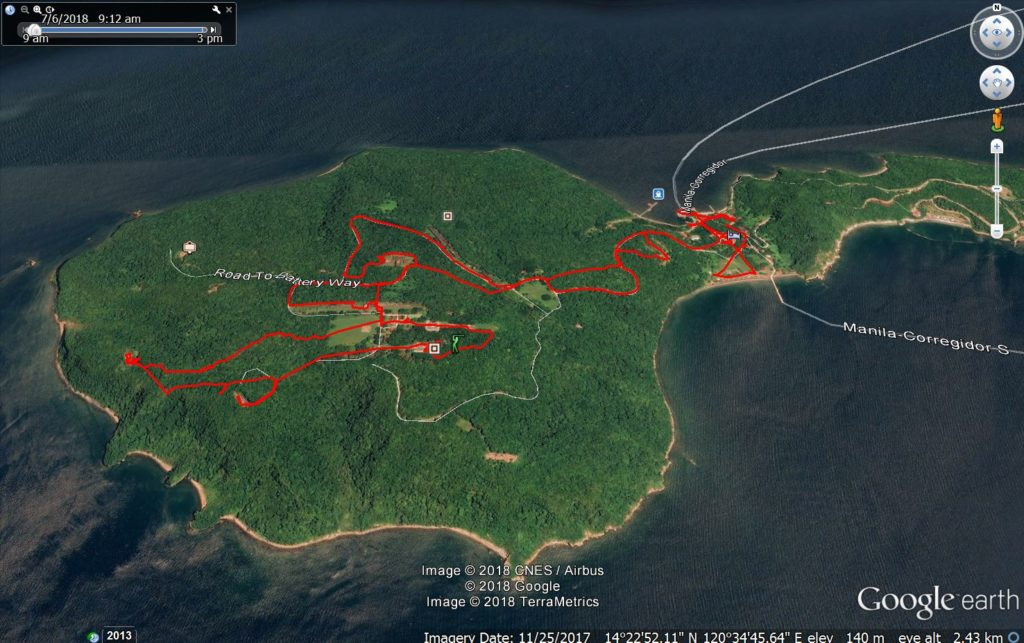 Fort Mills là pháo đài lớn và quan trọng nhất, trong khi Fort Drum có hình dáng độc đáo nhất vì bề ngoài giống với một thiết giáp hạm thực sự. Để xây dựng Fort Drum, lực lượng công binh thủy quân lục chiến Mỹ phải san phẳng đảo El Frail, sau đó đổ bê tông tạo thành lô cốt có hình thiết giáp hạm.