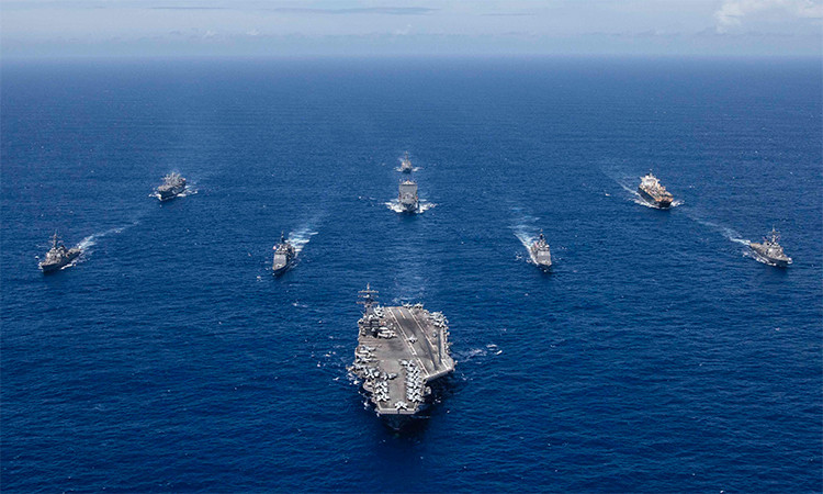 Đứng đầu danh sách vẫn là Hải quân Mỹ, với đội tàu chiến lớn nhất trên thế giới và vẫn duy trì được mức độ sẵn sàng chiến đấu cao nhờ các khí tài tiên tiến so với các cường quốc phương Tây khác như Anh và Đức.