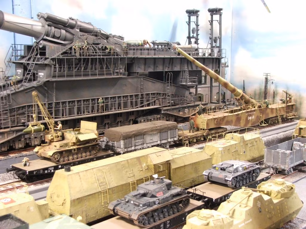 Chỉ riêng việc chuẩn bị vị trí bắn đã mất đến 3-6 tuần, riêng việc lắp đặt ray đường sắt mất khoảng ba ngày nữa. Việc lắp ráp pháo được thực hiện bằng cần trục đường sắt, với động cơ 1.000 mã lực. Đồng thời, các chuyên gia từ nhà máy Krupp, lên đến 20 kỹ sư dân sự, được đưa đến để lắp ráp siêu pháo.