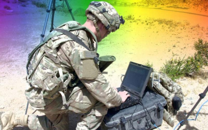 Các chuyên gia Bryan Clark, Whitney McNamara và Timothy Walton thuộc CSBA giải thích: “Sự tăng trưởng trong chi tiêu EW của Bộ Quốc phòng Mỹ không có một chiến lược dài hơi, do vậy sẽ không mang lại những cải thiện đáng kể chống lại Trung Quốc và Nga, các đối thủ cạnh tranh thách thức nhất của quân đội Mỹ”.