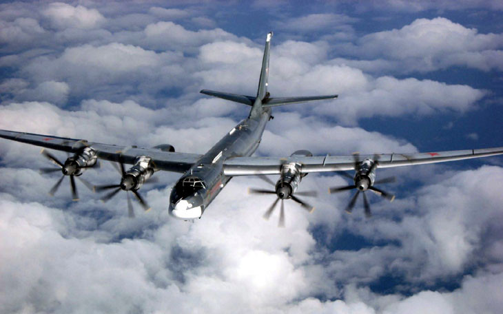 Khi đó, các máy bay ném bom của Liên Xô có thể tấn công các nhóm tác chiến tàu sân bay của Mỹ, từ một khoảng cách rất xa, mà không cần xâm nhập vào vùng hỏa lực phòng không, trên các tàu chiến hộ vệ, hoặc máy bay chiến đấu tầm ngắn.