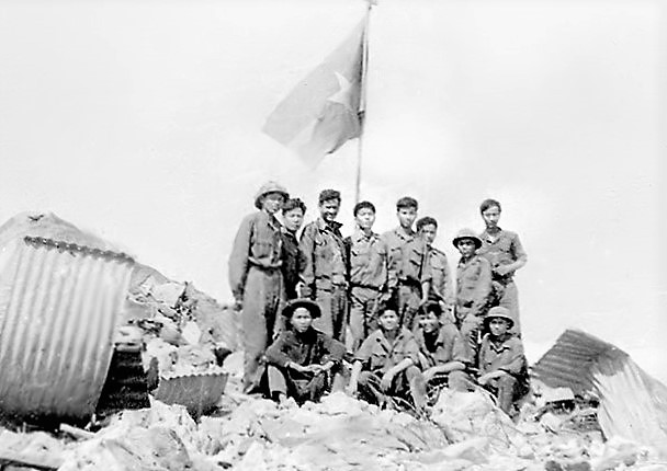 Tối ngày 9/6, lực lượng làm nhiệm vụ mở cửa của quân ta bất ngờ đã nổ súng, khiến trận đánh diễn ra sớm hơn dự kiến. Sự phối hợp chiến đấu giữa các mũi tiến công của quân ta đã đột phá, áp chế sự chống cự quyết liệt của địch. Sáng sớm ngày 10/6, quân ta đã làm chủ hoàn toàn chi khu, tiêu diệt phần lớn quân địch.