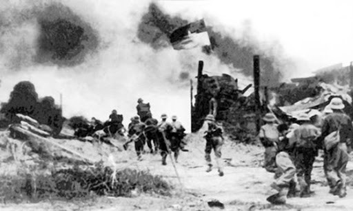 Thực hiện ý định tác chiến của Bộ Tư lệnh chiến dịch, các trung đoàn 271, 273 cơ động lên phía Bắc, chuẩn bị đánh địch ở Bù Đốp. Trung đoàn 272 chuyển xuống phía Nam đánh địch trên đường 13 và giúp địa phương đẩy mạnh phong trào chính trị, phá ấp chiến lược, mở rộng vùng giải phóng.