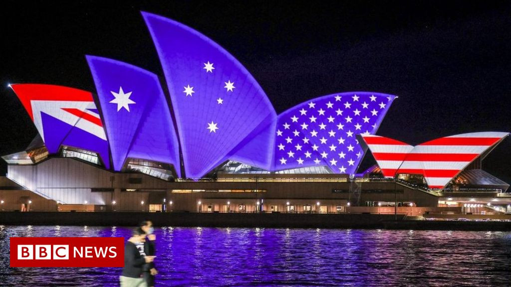 Động tác “giúp” Australia đóng tàu ngầm hạt nhân của Mỹ, được thực hiện như một phần của “loạt bước tiến lớn hơn” trong khu vực, của chính quyền ông Biden; Bao gồm cả các quan hệ đối tác song phương với các đồng minh lâu đời như Nhật Bản, Hàn Quốc hay Philippines, nhằm củng cố vai trò của Mỹ trong khu vực. Nguồn ảnh: Pinterest.