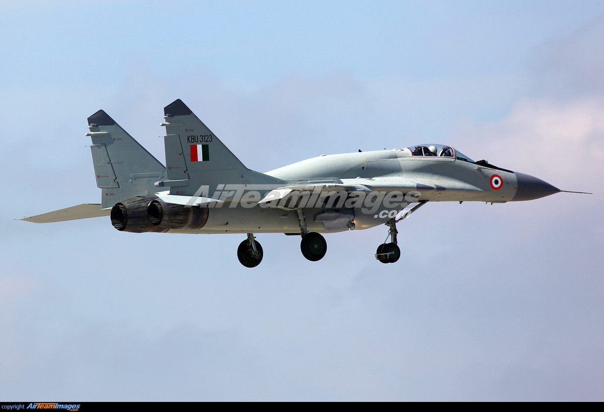 Trong thời gian diễn ra triển lãm MAKS 21, Nga đã chuyển cho Ấn Độ một đề nghị thương mại, cung cấp 21 máy bay chiến đấu MiG-29, và việc hiện đại hóa tất cả các máy bay chiến đấu MiG-29 của Ấn Độ, lên phiên bản MiG-29UPG; công việc sẽ được hoàn thành vào năm 2022.