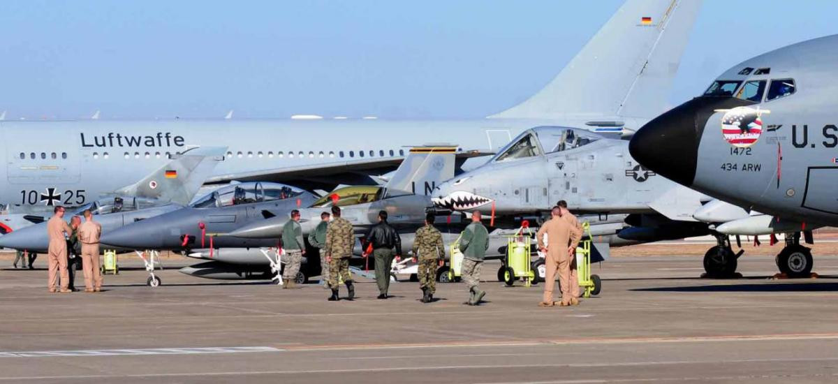 Năm ngoái, Quốc hội Mỹ đã bắt đầu nghiên cứu khả năng loại bỏ vũ khí hạt nhân và quân đội Mỹ khỏi căn cứ Incirlik. Tuy nhiên, Tổng thống Thổ Nhĩ Kỳ Erdogan đã phản bác bằng cách, Ankara có thể đóng cửa hoàn toàn căn cứ này. Ảnh: Căn cứ không quân Incirlik. Nguồn ảnh: TheDrive.