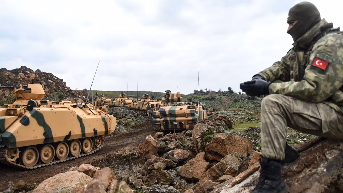 Hy Lạp và Thổ Nhĩ Kỳ mặc dù là "đồng minh" từ năm 1952, nhưng không phải là đồng minh "tự nhiên", mà chẳng qua là do lý do cả hai đều là thành viên của NATO.