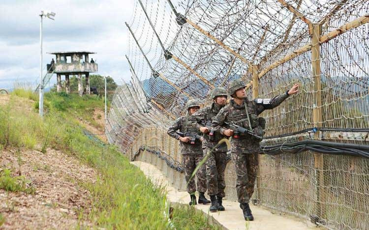 Thông báo này được đưa ra sau khi có tuyên bố sửa đổi các quy định về tên lửa của Mỹ và Hàn Quốc. Giả sử Hàn Quốc theo đuổi chính thức chương trình tàu ngầm hạt nhân, sẽ tạo ra một tình thế tiến thoái lưỡng nan về an ninh xung quanh bán đảo Triều Tiên, đồng thời tăng thêm giá trị răn đe đối với các mối đe dọa từ Triều Tiên.