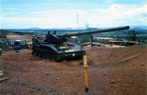 Số pháo M107 là “của quý” của quân đội ta khi đó, nhưng khi đó chúng ta chưa thể sử dụng theo kiểu “lấy vũ khí địch, đánh địch” ngay được vì không thể tự chủ được nguồn cung cấp đạn dược, những khẩu pháo này sau đó đã được chuyển ra hậu phương miền lớn Miền Bắc.