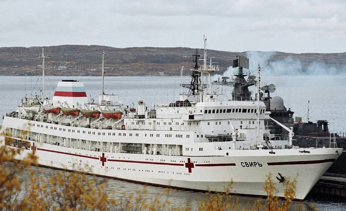 Hiện tại đây là dự án mới nhất của hải quân Nga, dự án tàu vận tải-bệnh viện hứa hẹn sẽ hỗ trợ cho các lực lượng quân đội Nga, đang hoạt động ở những chiến trường xa xôi và những khu vực khó khăn, trực tiếp nâng cao tinh thần chiến đấu và bảo đảm đời sống cho binh sĩ. Nguồn ảnh: Sina.