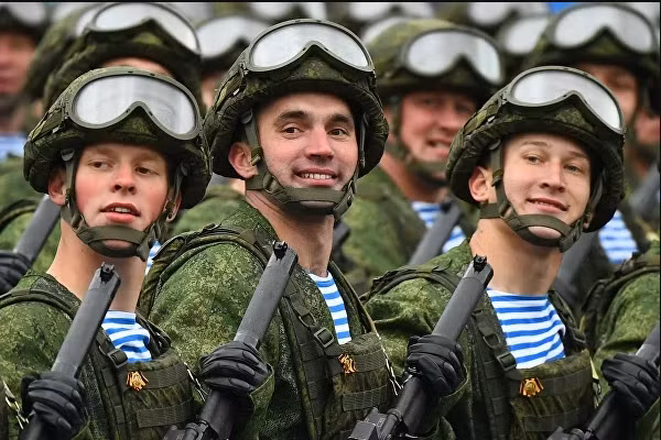 Những quân nhân của lực lượng bộ đội đổ bộ đường không. Đây được coi là lực lượng tinh nhuệ nhất của Quân đội Nga.