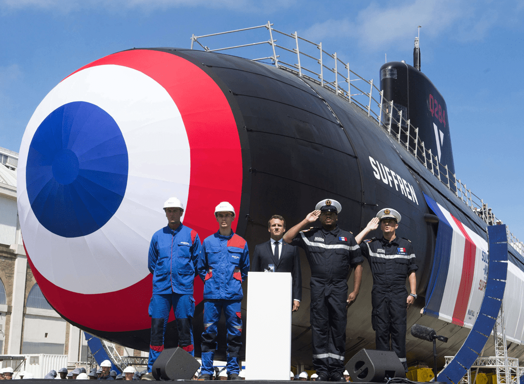 Bất chấp ước tính giá ban đầu của Pháp, chi phí cho 12 tàu ngầm lớp Attack đã lên tới 90 tỷ đô la Australia (AUD), tương đương gần 66 tỷ USD và sẽ là chương trình quốc phòng đắt đỏ nhất của Australia.