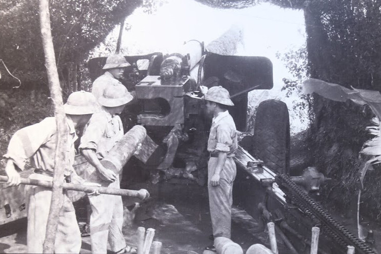 Tuy nhiên, quân giải phóng đã mưu trí, quyết đánh trả con tàu này, không cho phép nó tung hoành trong chiến tranh Việt Nam. Ngày 28/10/1968, tại vùng biển Vĩnh Linh, USS New Jersey bị trúng đạn pháo 130mm của Tiểu đoàn 21, Trung đoàn 204, Quân đội nhân dân Việt Nam.